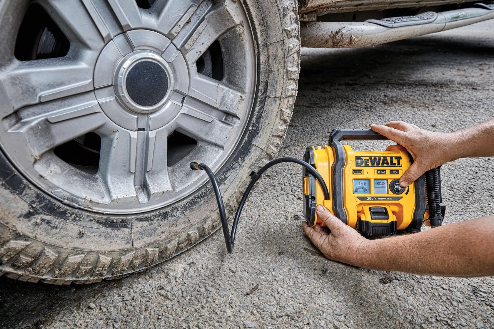 DeWalt DCC020IB 20V MAX Corded/Cordless Air Inflator (Tool Only) - image 6