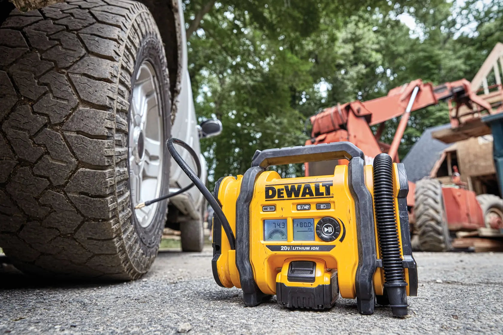 DeWalt DCC020IB 20V MAX Corded/Cordless Air Inflator (Tool Only) - image 7