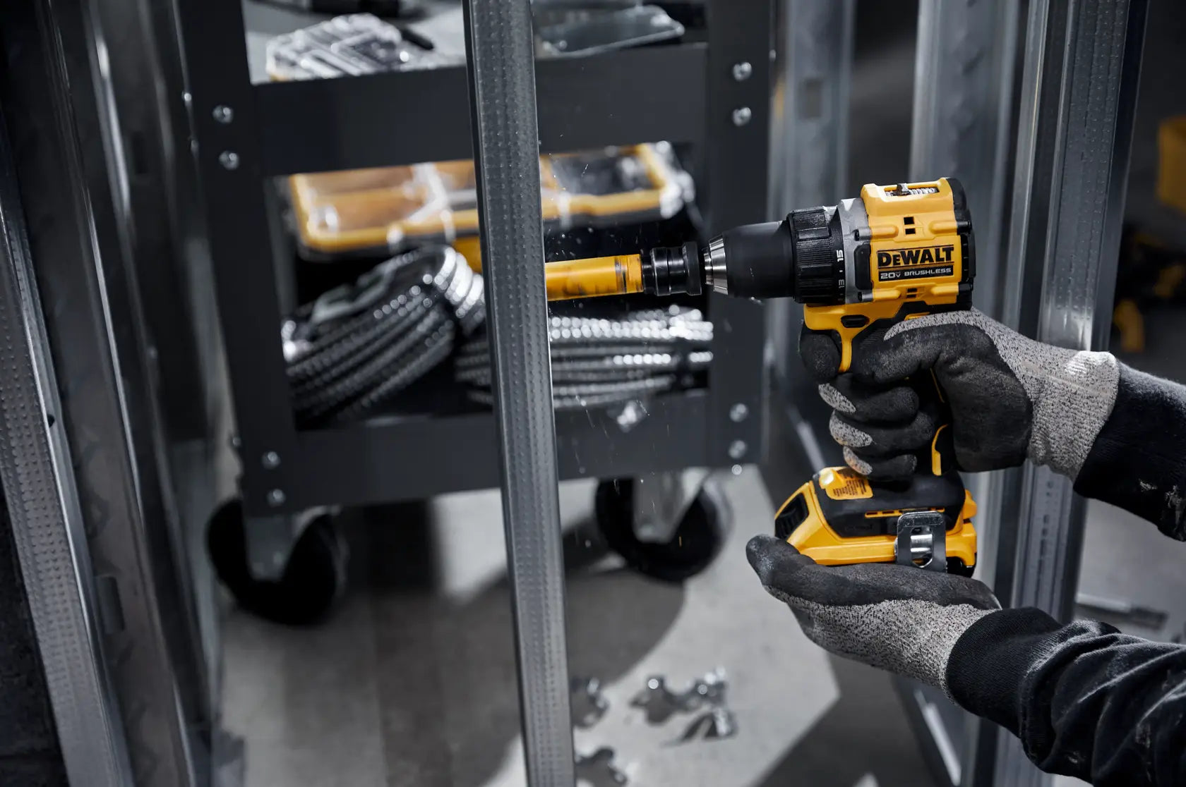 DeWalt DCD794D1 20V MAX ATOMIC Brushless Cordless 1/2-in Drill/Driver with (1) 2.0Ah Battery - image 7