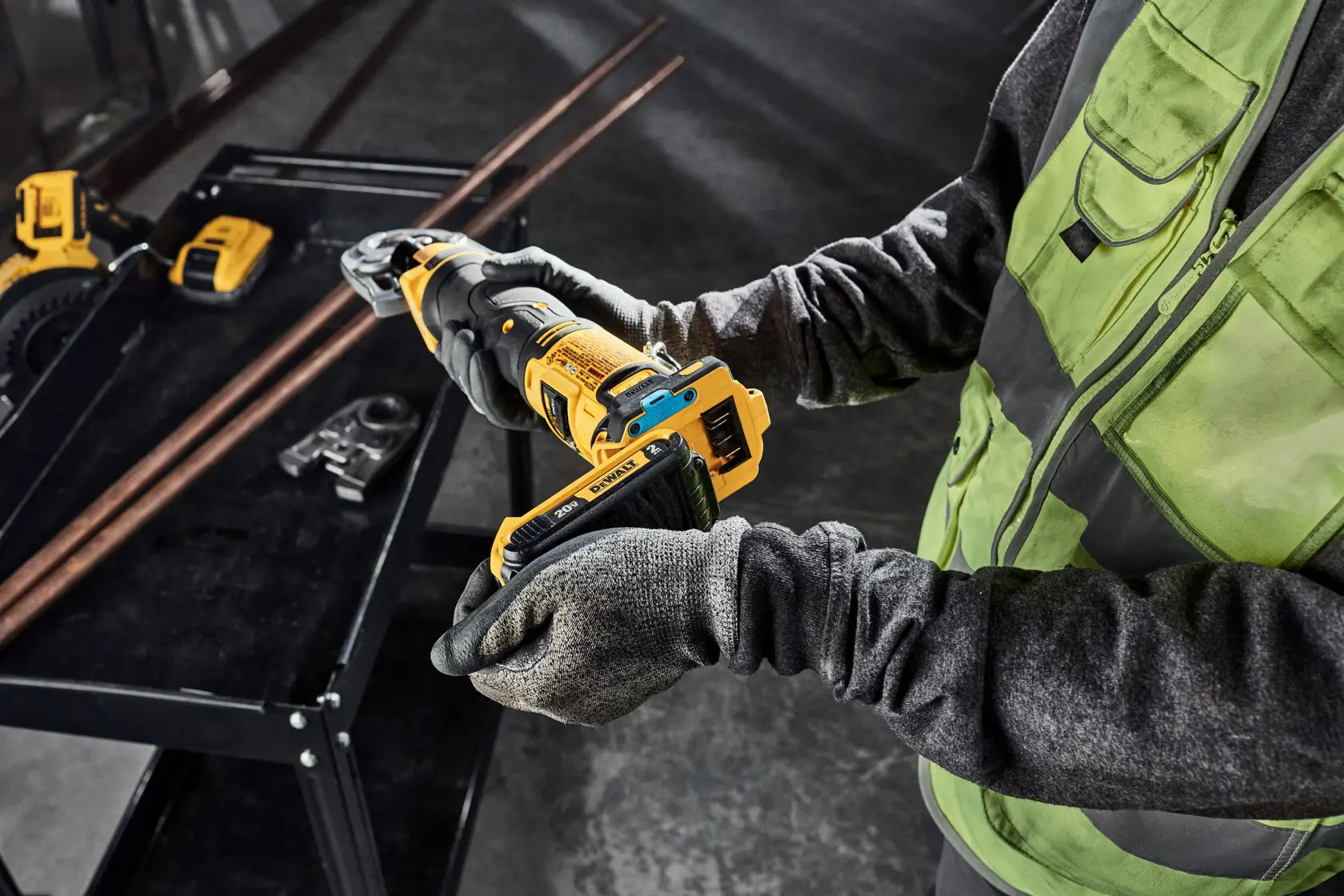 DeWalt DCE210D2 20V MAX Compact Press Tool Kit - image 10