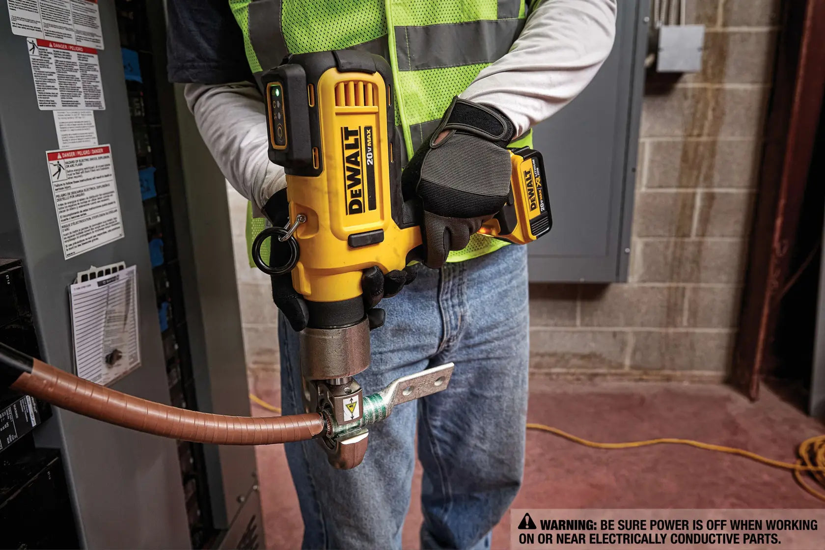 DeWalt DCE300M2 20V MAX Cable Crimping Tool Kit - image 10