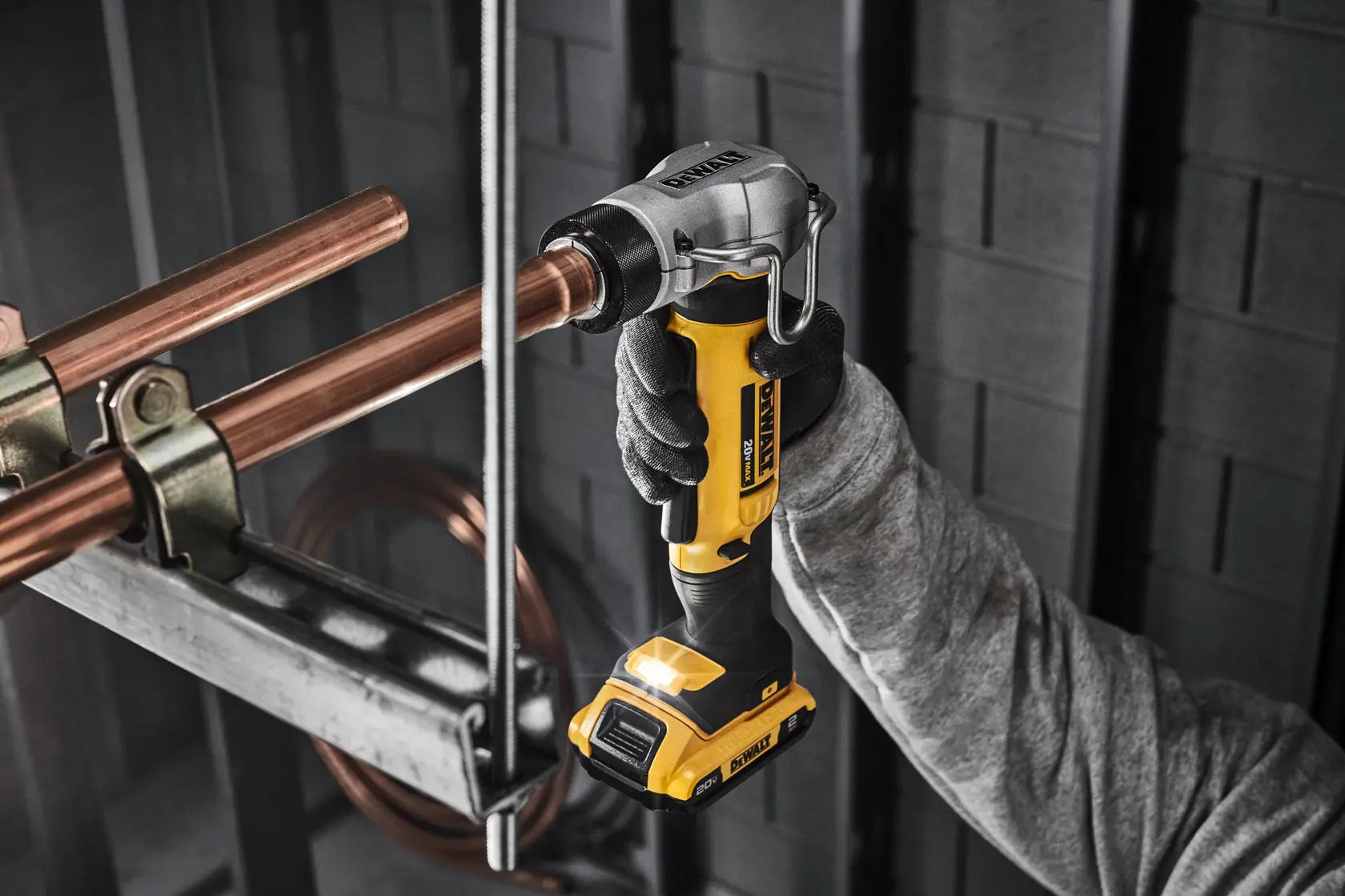 DeWalt DCE450D1 20V MAX Copper Swage Tool Kit - image 8
