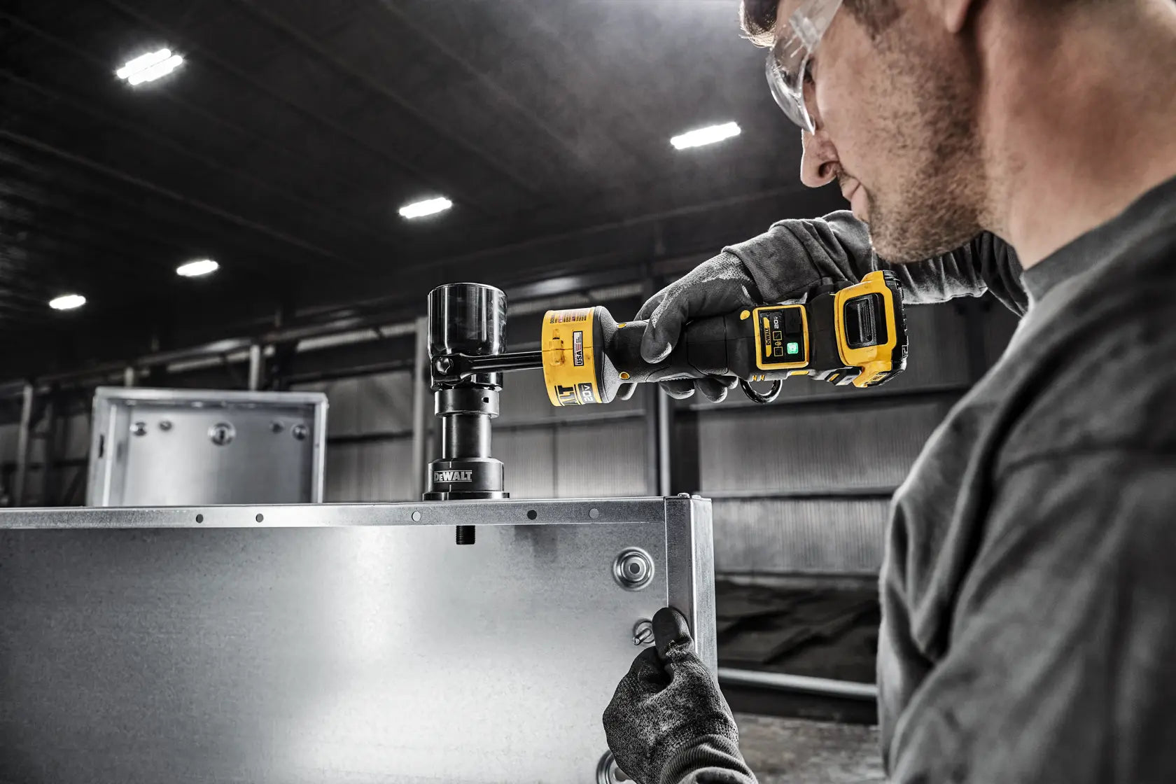DeWalt DCE600D1 20V MAX Hydraulic Knockout Tool Kit - image 8