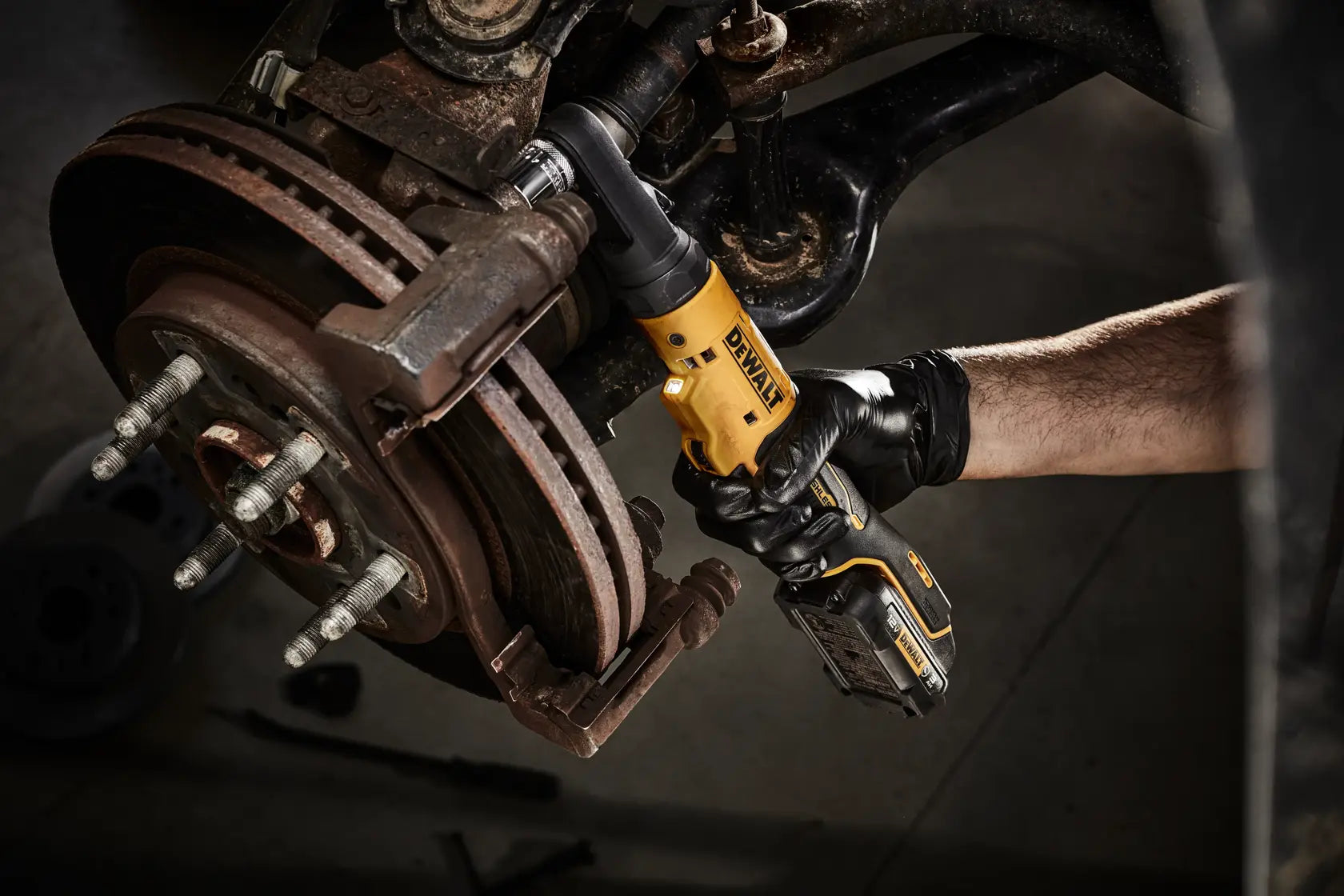 DeWalt DCF500GG1 12V MAX Brushless Cordless 3/8-in & 1/4-in Sealed Head Ratchet with (1) 3.0Ah Battery - image 9