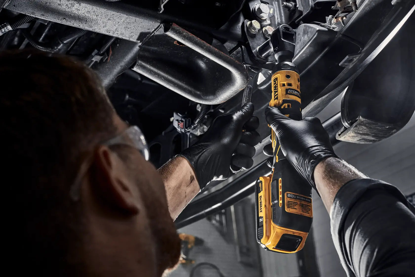 DeWalt DCF512B 20V MAX ATOMIC COMPACT SERIES Brushless 1/2 in. Ratchet (Tool Only) - image 3