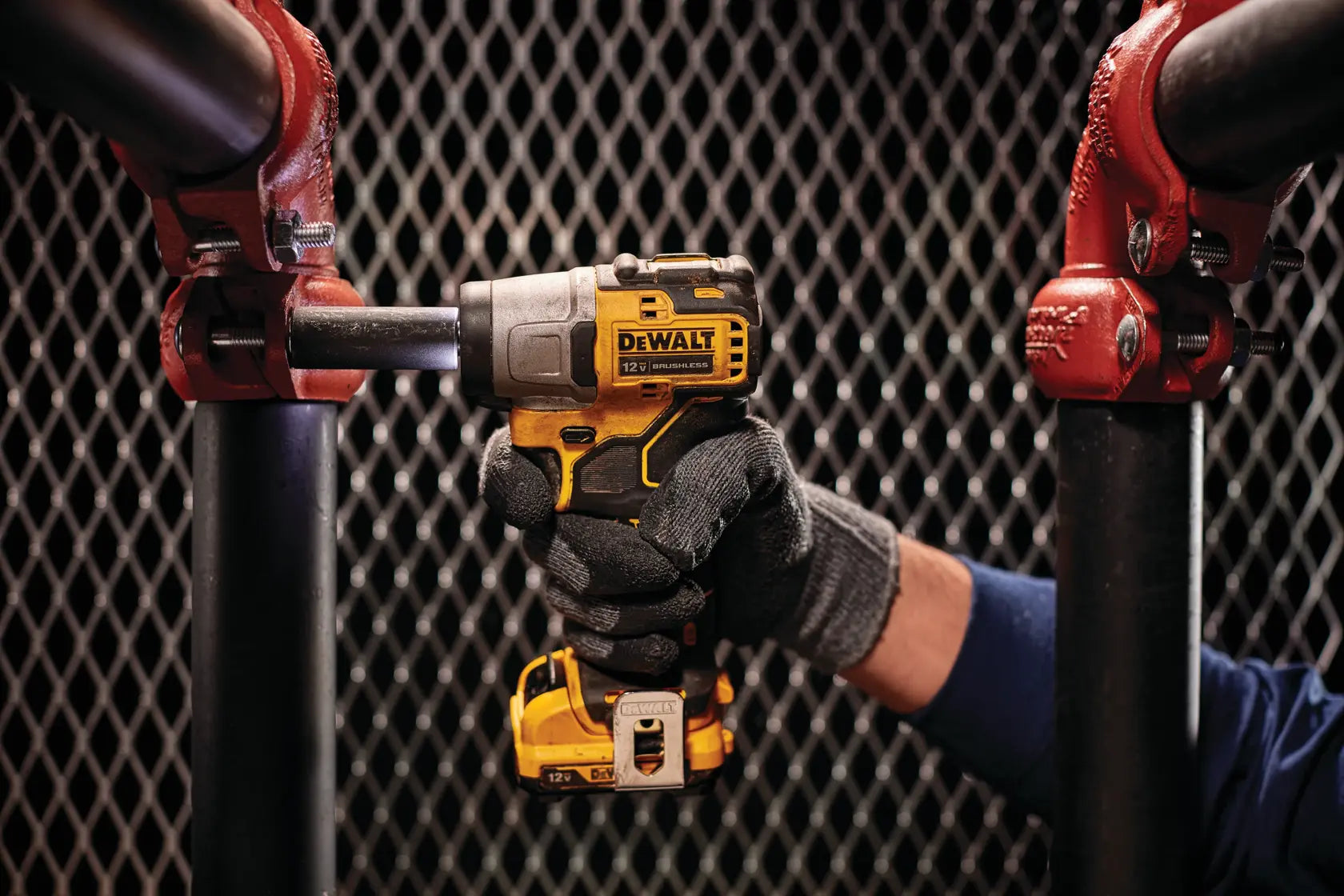DeWalt DCF902B 12V MAX Brushless 3/8-in Cordless Impact Wrench (Tool Only) - image 4