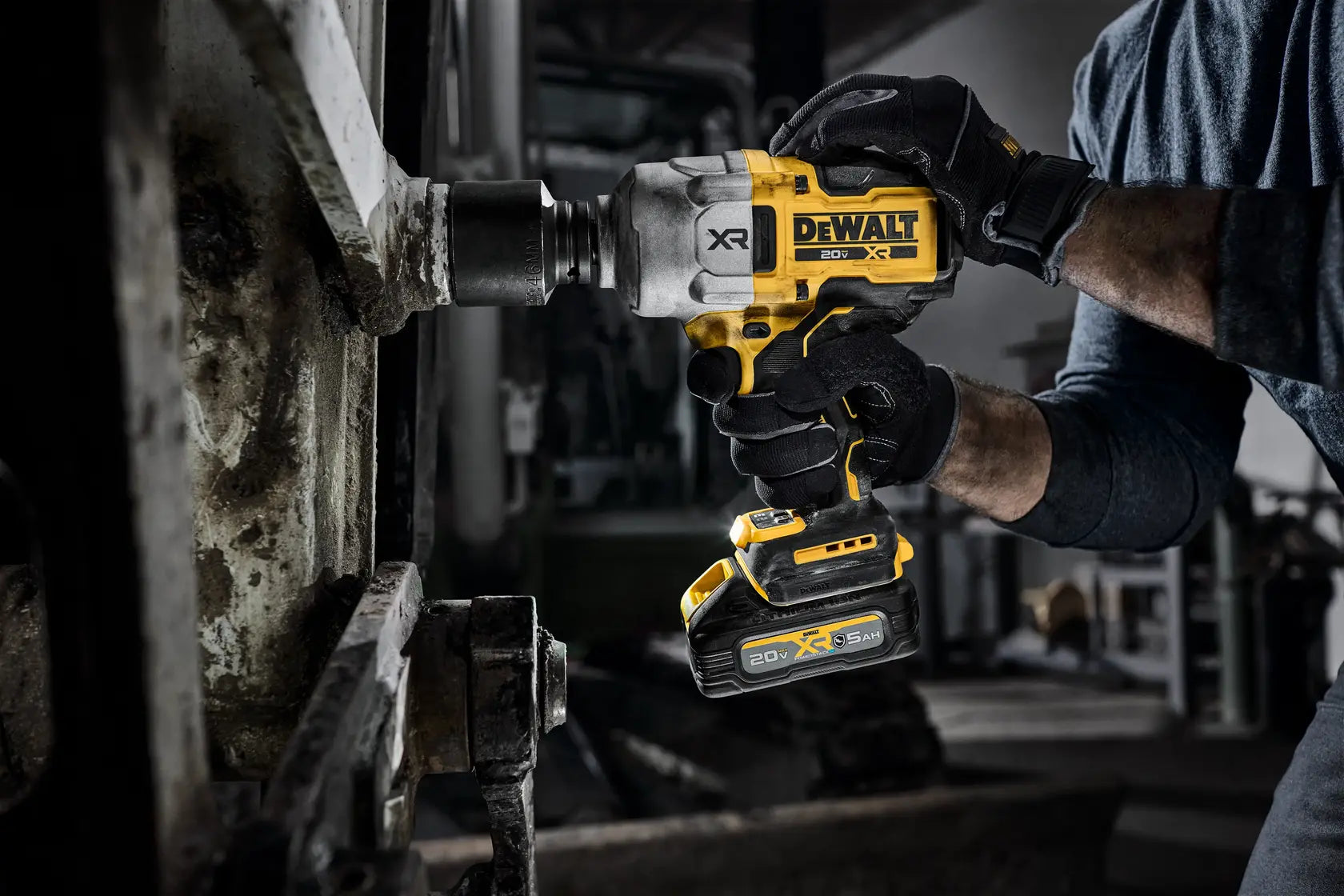 DeWalt DCF964B 20V MAX XR Brushless Cordless 3/4-in High Torque Impact Wrench With Hog Ring Anvil (Tool Only) - image 8