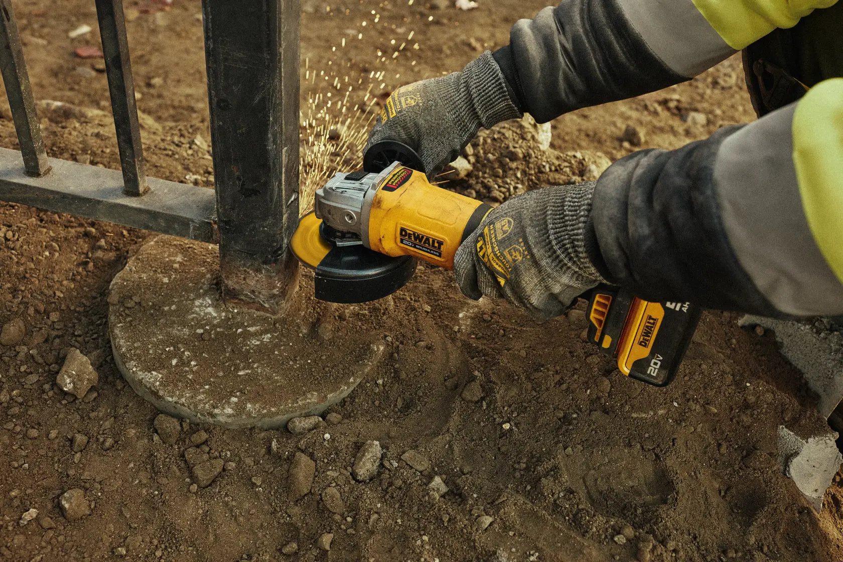 DeWalt DCG408B 20V MAX Brushless Cordless 4 1/2-in. Paddle-switch Grinder (Tool Only) - image 9