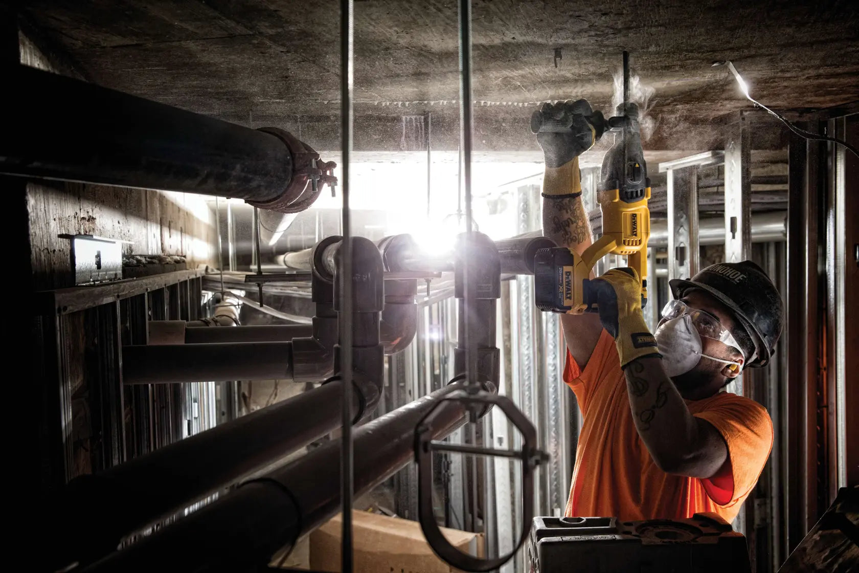 DeWalt DCH133B 20V MAX 1-in Brushless Cordless SDS PLUS D-Handle Rotary Hammer (Tool Only) - image 9