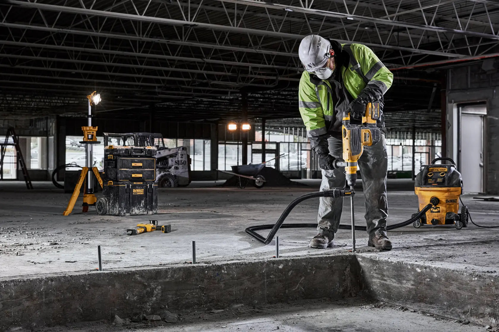 DeWalt DCH735X2 60V MAX 1-7/8-in Brushless Cordless SDS MAX Combination Rotary Hammer Kit - image 4