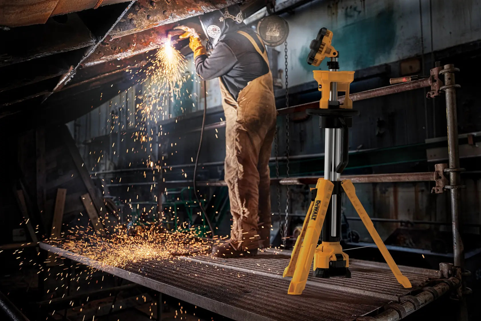 DeWalt DCL079B DEWALT 20V MAX Cordless Tripod Light (Light Only) - image 8