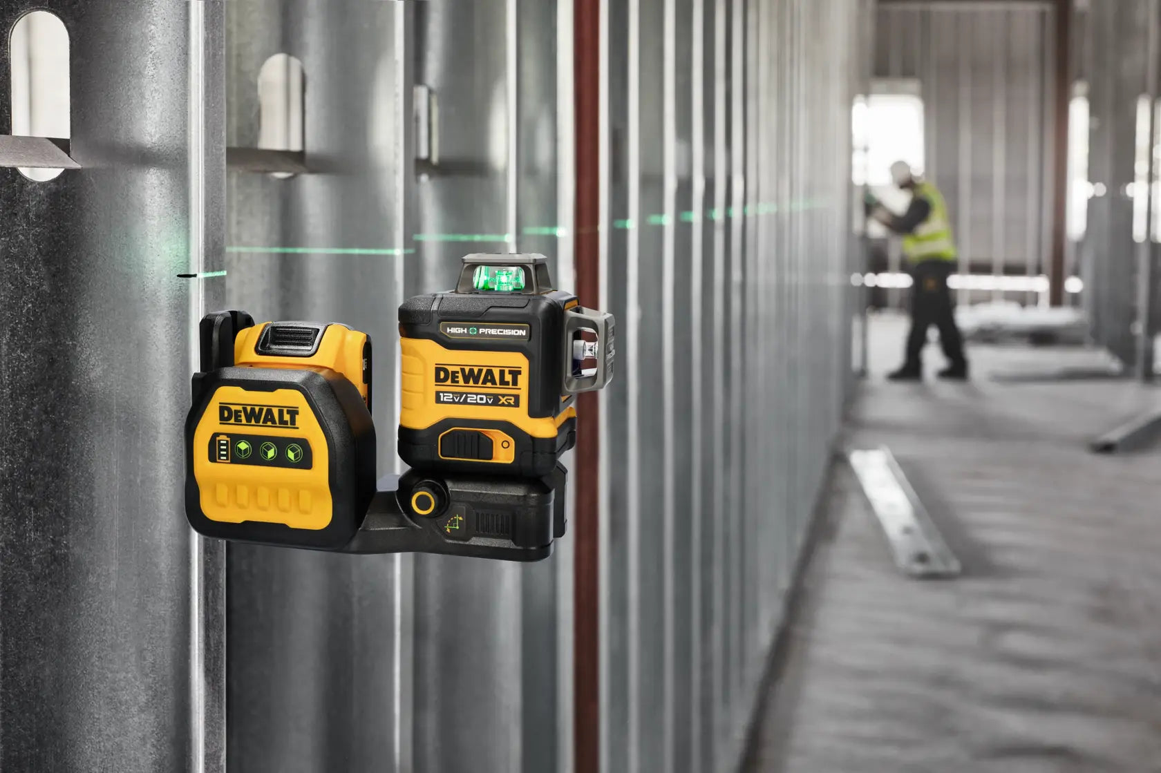 DeWalt DCLE34033D1 20V MAX XR 3 x 360° High Precision Green Laser - image 9