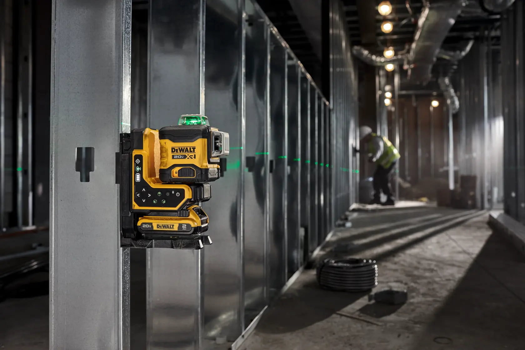 DeWalt DCLE34035D1 20V MAX XR Remote Control 360° Line Laser Kit - image 8