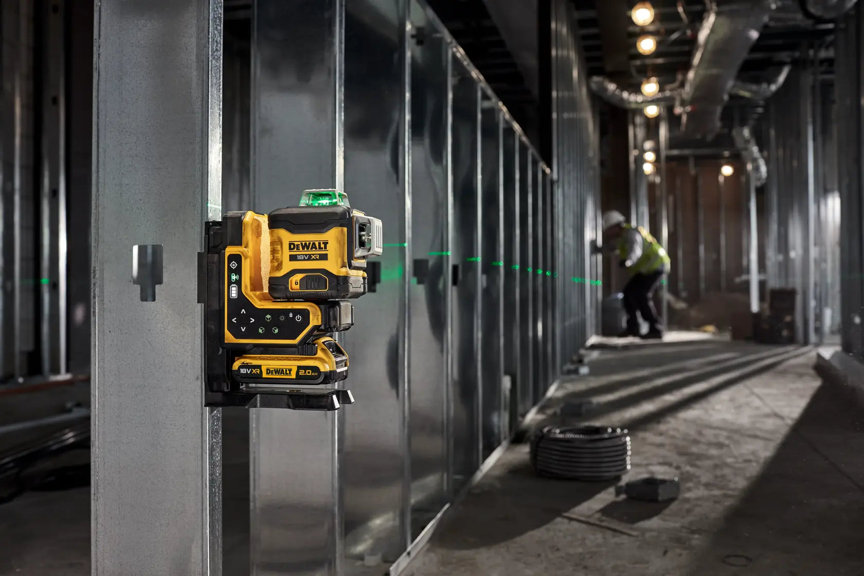 DeWalt DCLE34035D1 20V MAX XR Remote Control 360° Line Laser Kit - image 9