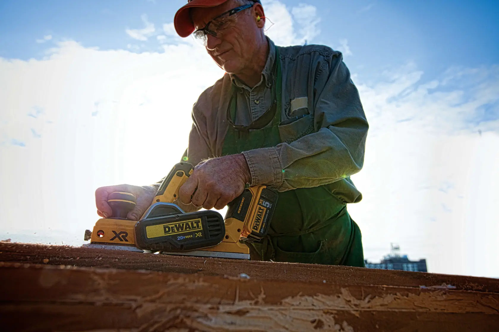 DeWalt DCP580B 20V MAX XR Brushless Cordless Planer (Tool Only) - image 7
