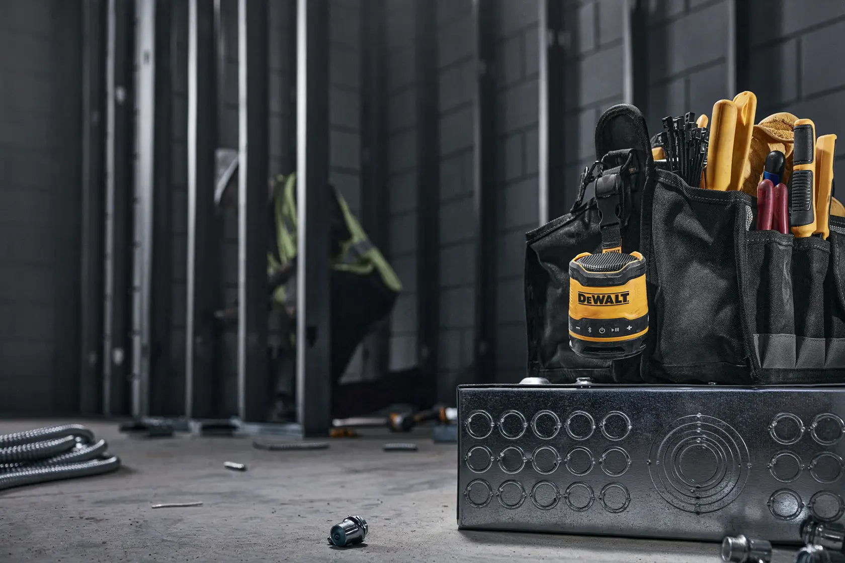 DeWalt DCR008 Rechargeable Mini Bluetooth Speaker - image 4