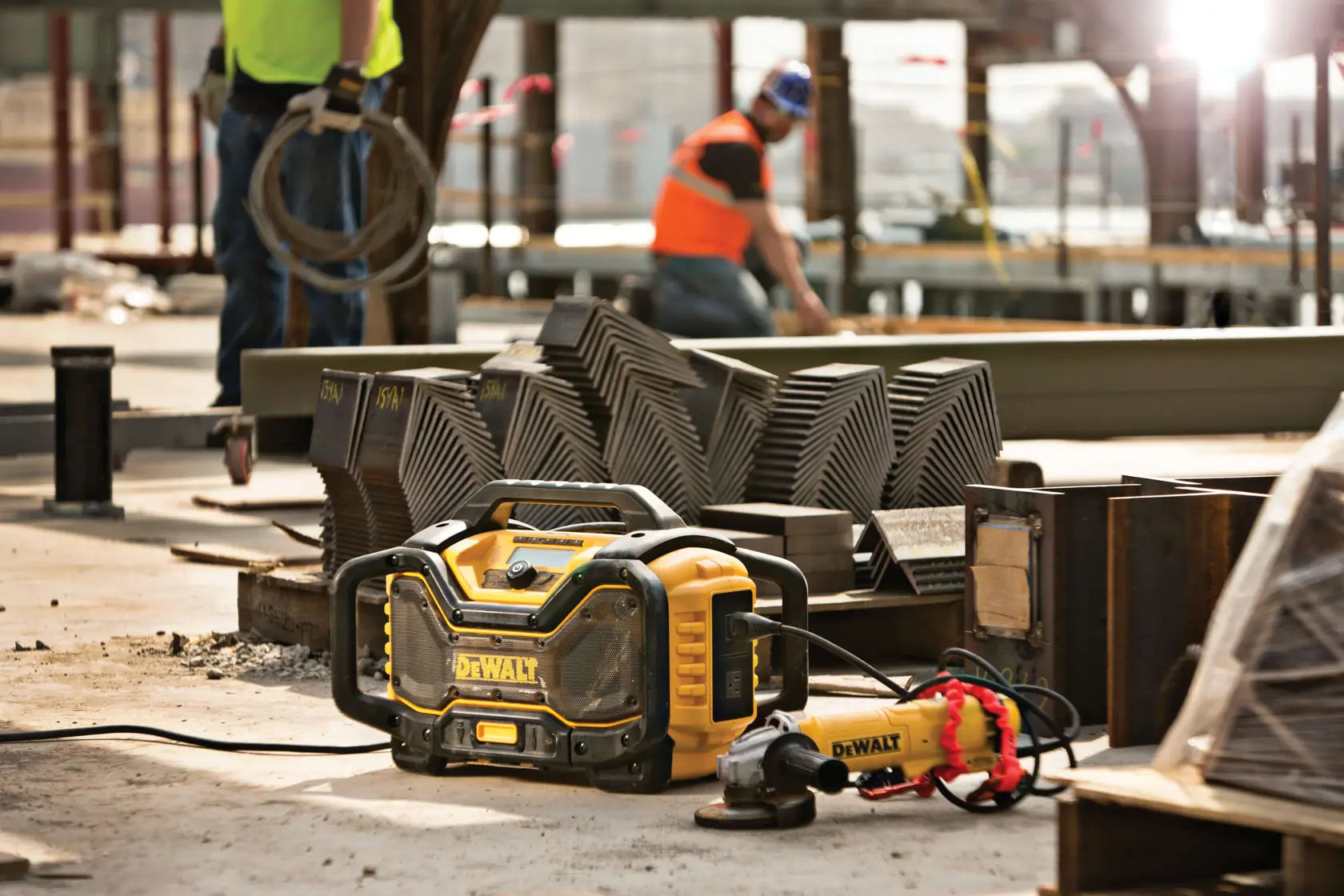DeWalt DCR025 Jobsite Radio Charger With BLUETOOTH - image 8