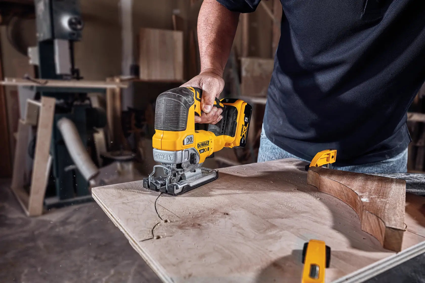 DeWalt DCS334P1 20V MAX XR Cordless Jig Saw Kit - image 5