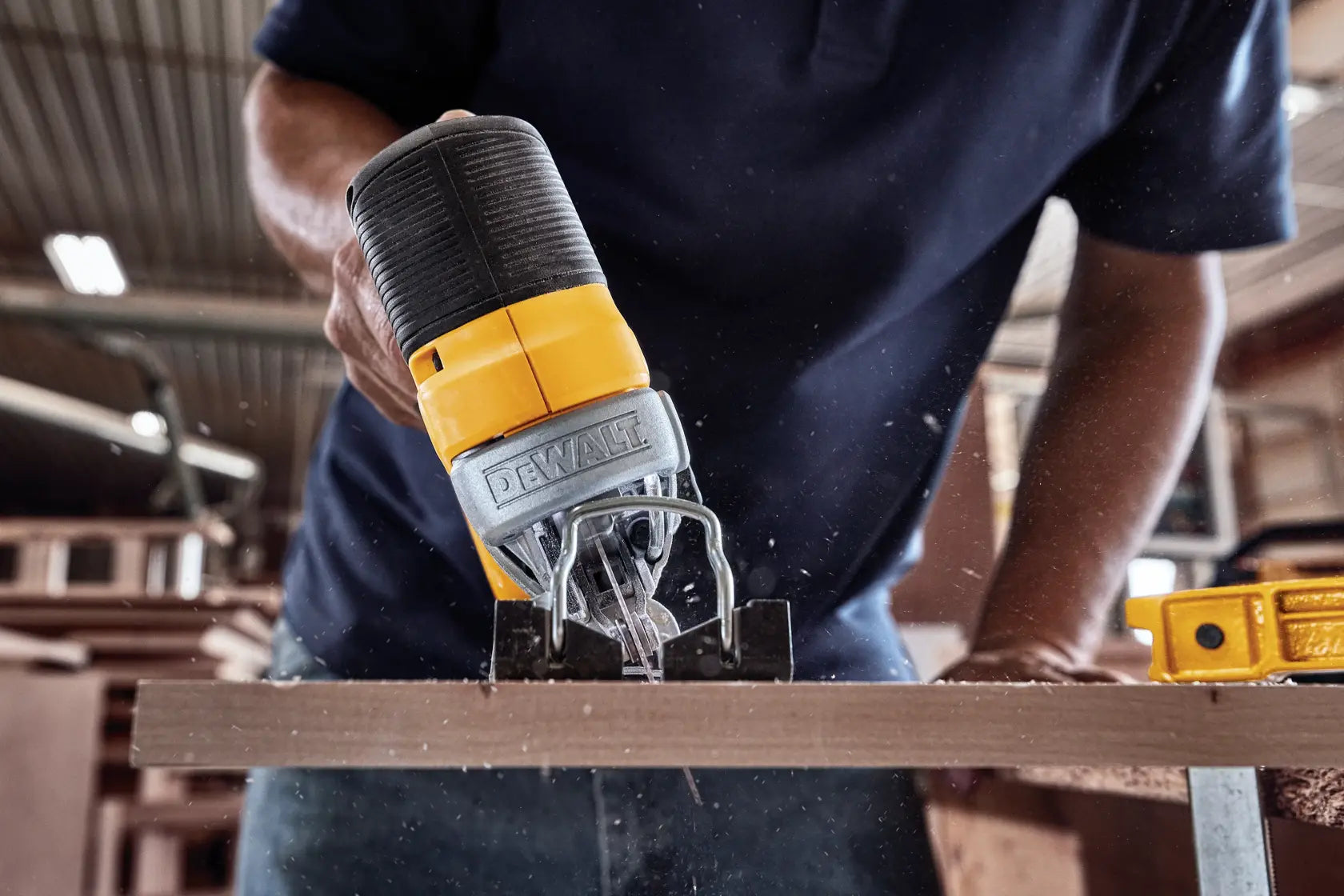 DeWalt DCS334P1 20V MAX XR Cordless Jig Saw Kit - image 7