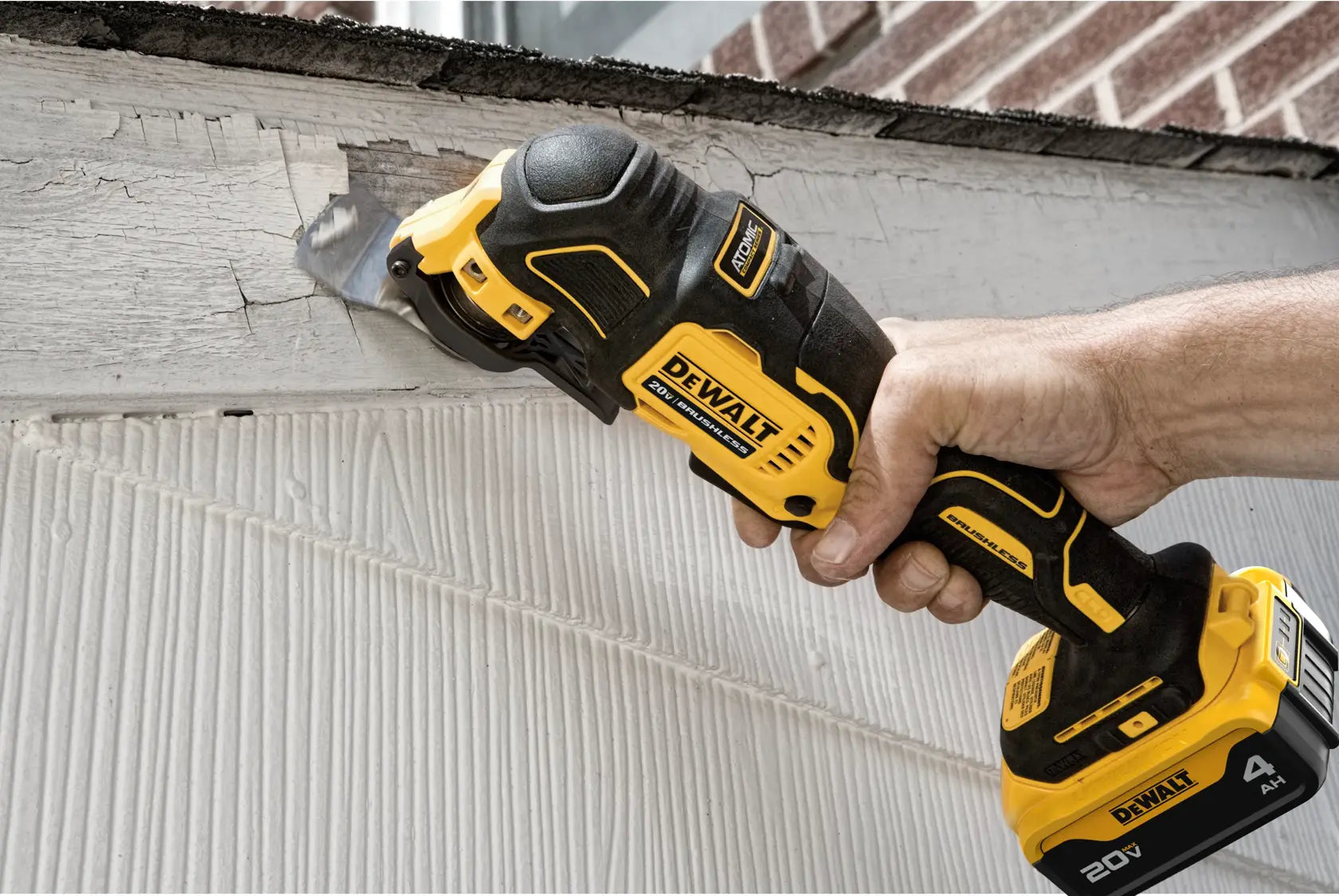 DeWalt DCS354PK ATOMIC 20V MAX Lithium-Ion Cordless Brushless Oscillating Tool Kit with 4.0 Ah Battery and (2) Blades - image 10