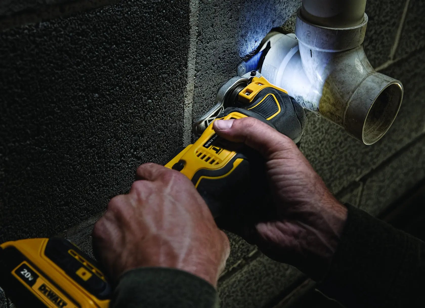 DeWalt DCS356B 20V MAX XR Brushless Cordless 3-Speed Oscillating Multi-Tool (Tool Only) - image 8