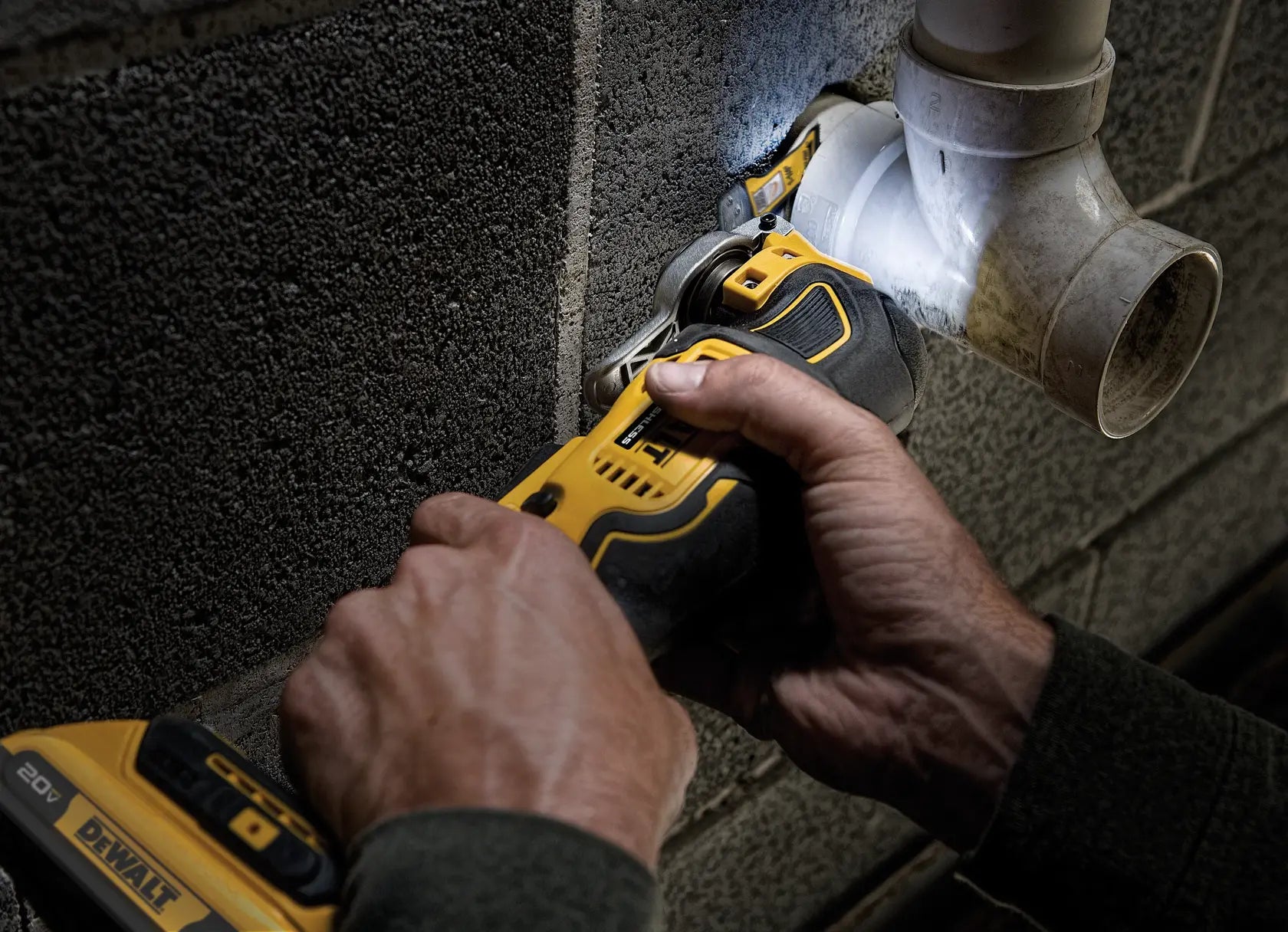 DeWalt DCS356D1 20V MAX XR Brushless Cordless 3-Speed Oscillating Multi-Tool Kit (2.0 Ah Battery) - image 7