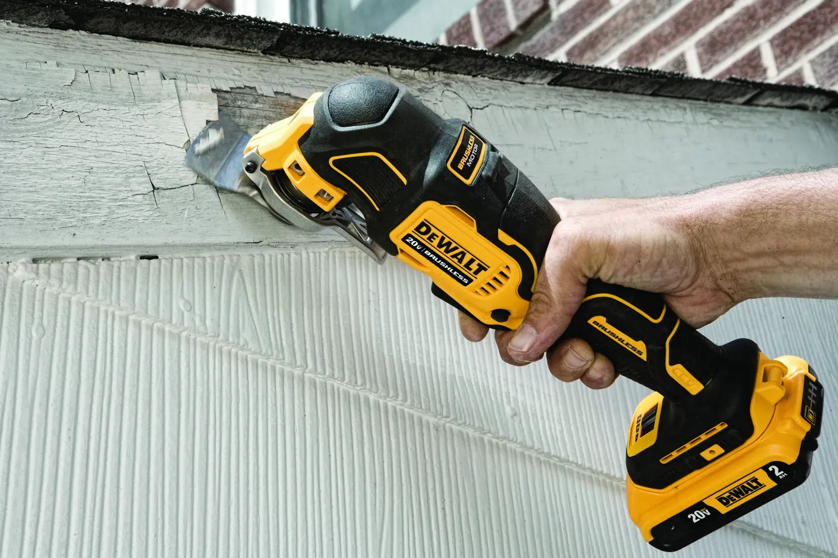 DeWalt DCS356D1 20V MAX XR Brushless Cordless 3-Speed Oscillating Multi-Tool Kit (2.0 Ah Battery) - image 9