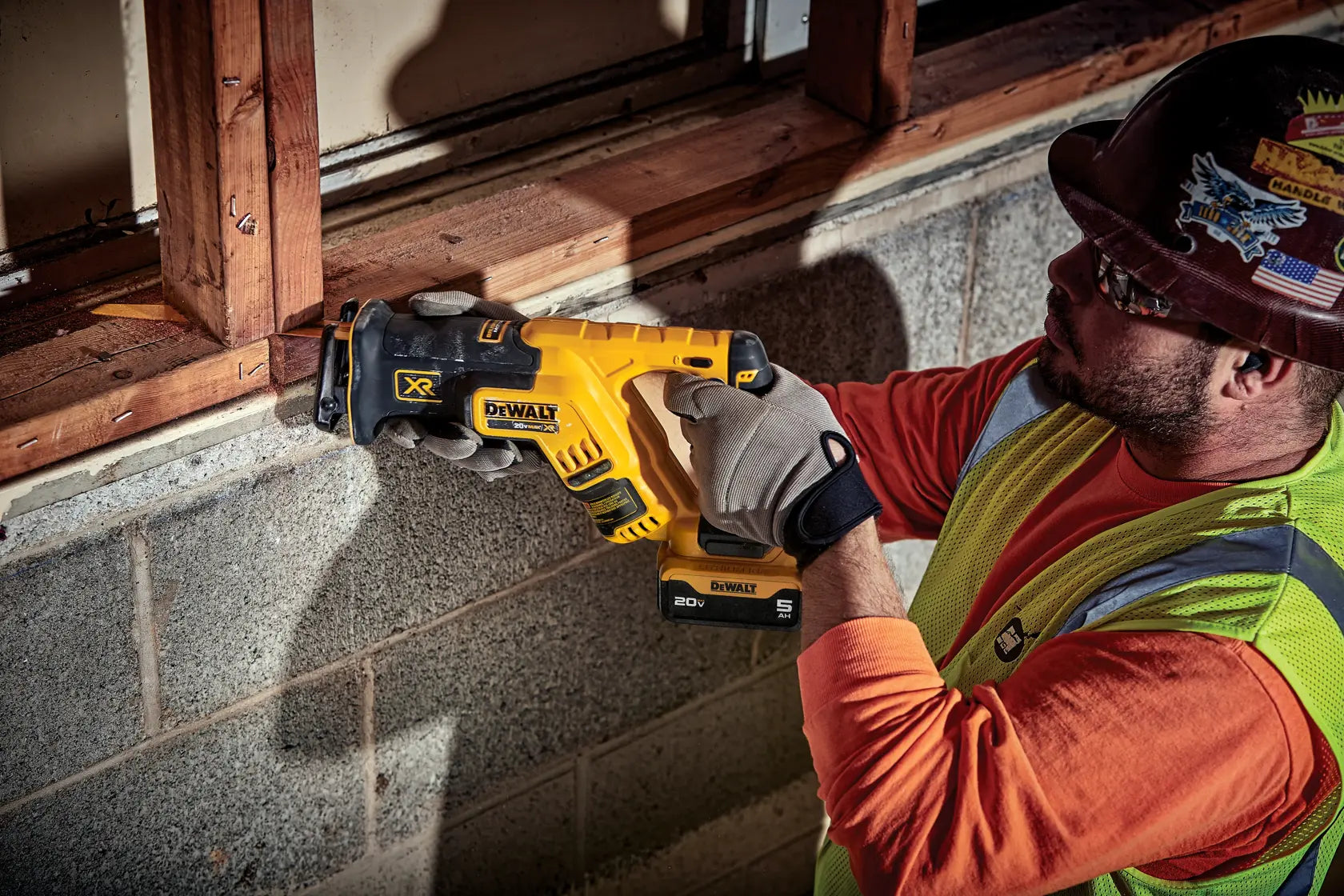 DeWalt DCS367B 20V MAX XR Brushless Compact Reciprocating Saw (Tool Only) - image 4