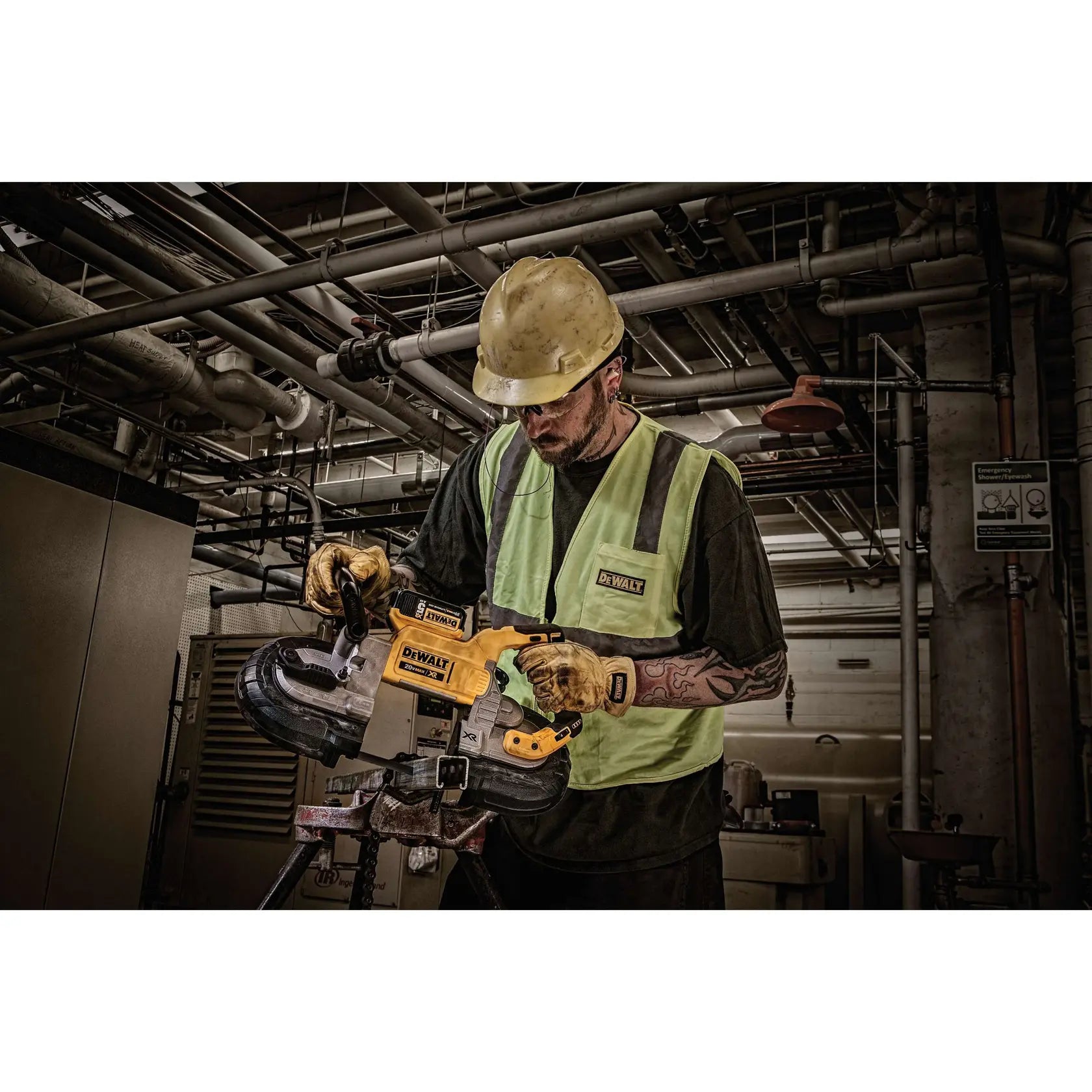 DeWalt DCS374P2 20V MAX XR Brushless Deep Cut Band Saw Kit - image 9