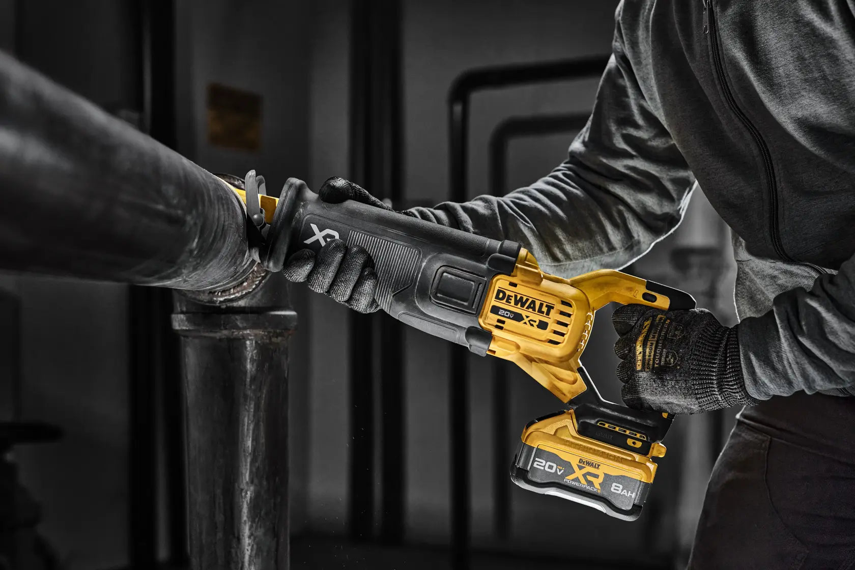 DeWalt DCS384WW1 20V MAX XR Brushless Cordless Reciprocating Saw Kit With XR POWERPACK - image 9