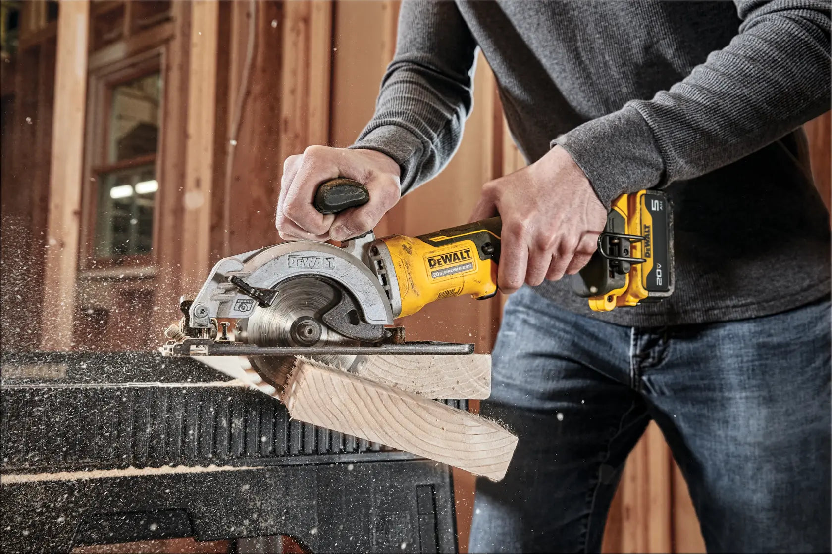 DeWalt DCS571B ATOMIC 20V MAX Brushless Cordless 4-1/2-in Circular Saw (Tool Only) - image 6