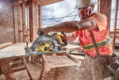 DeWalt DCS577B FLEXVOLT 60V MAX 7-1/4 in. Cordless Worm Drive Style Saw (Tool Only) - image 4