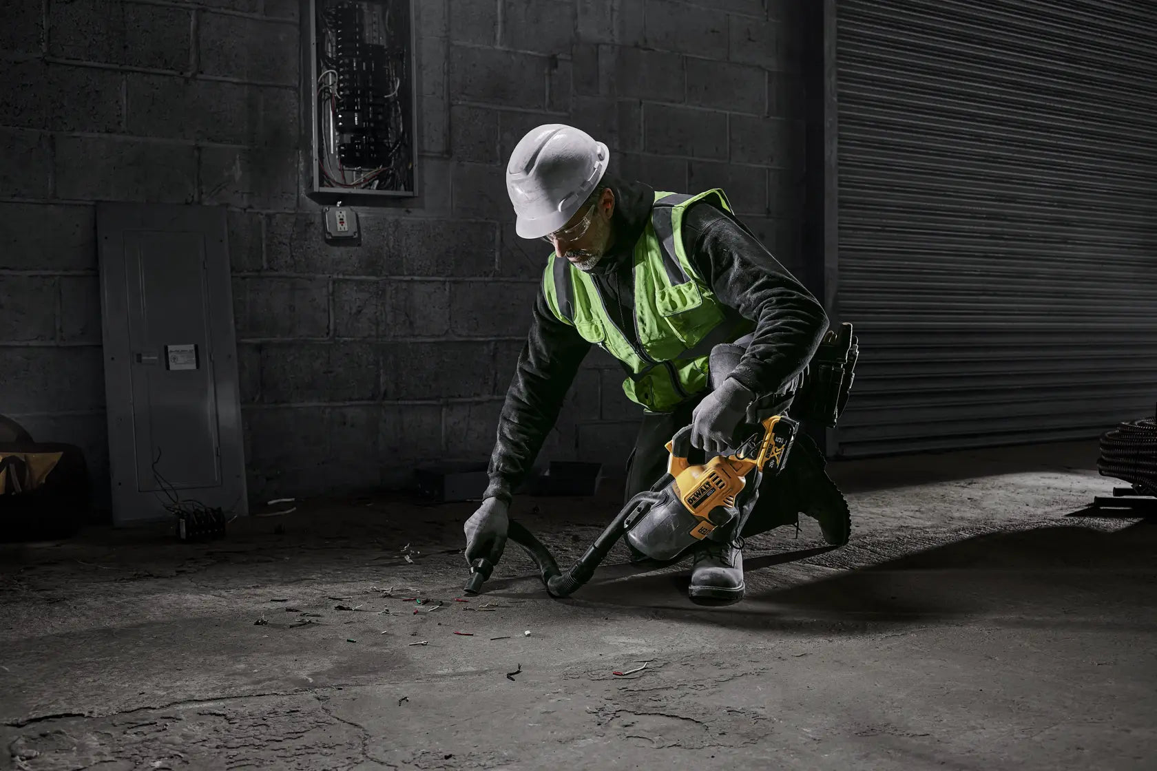 DeWalt DCV501HB 20V Cordless Dry Hand Vacuum (Tool Only) - image 7