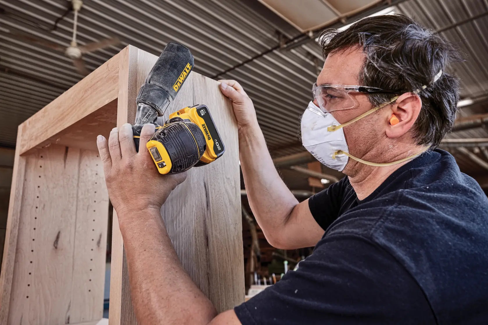 DeWalt DCW210B 20V MAX XR 5-in Brushless Cordless Variable-Speed Random Orbital Sander (Tool Only) - image 9