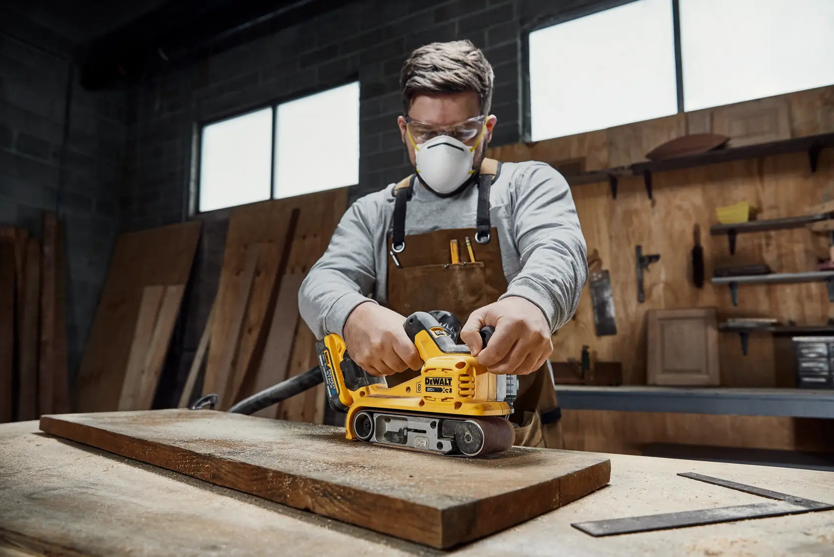 DeWalt DCW220B 20V MAX XR Brushless Cordless 3-in x 21-in Belt Sander (Tool Only) - image 8