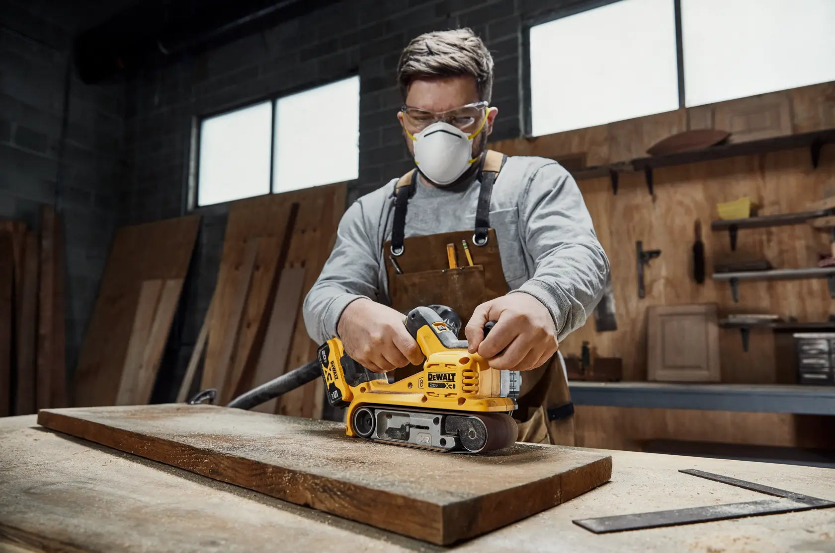 DeWalt DCW220B 20V MAX XR Brushless Cordless 3-in x 21-in Belt Sander (Tool Only) - image 9