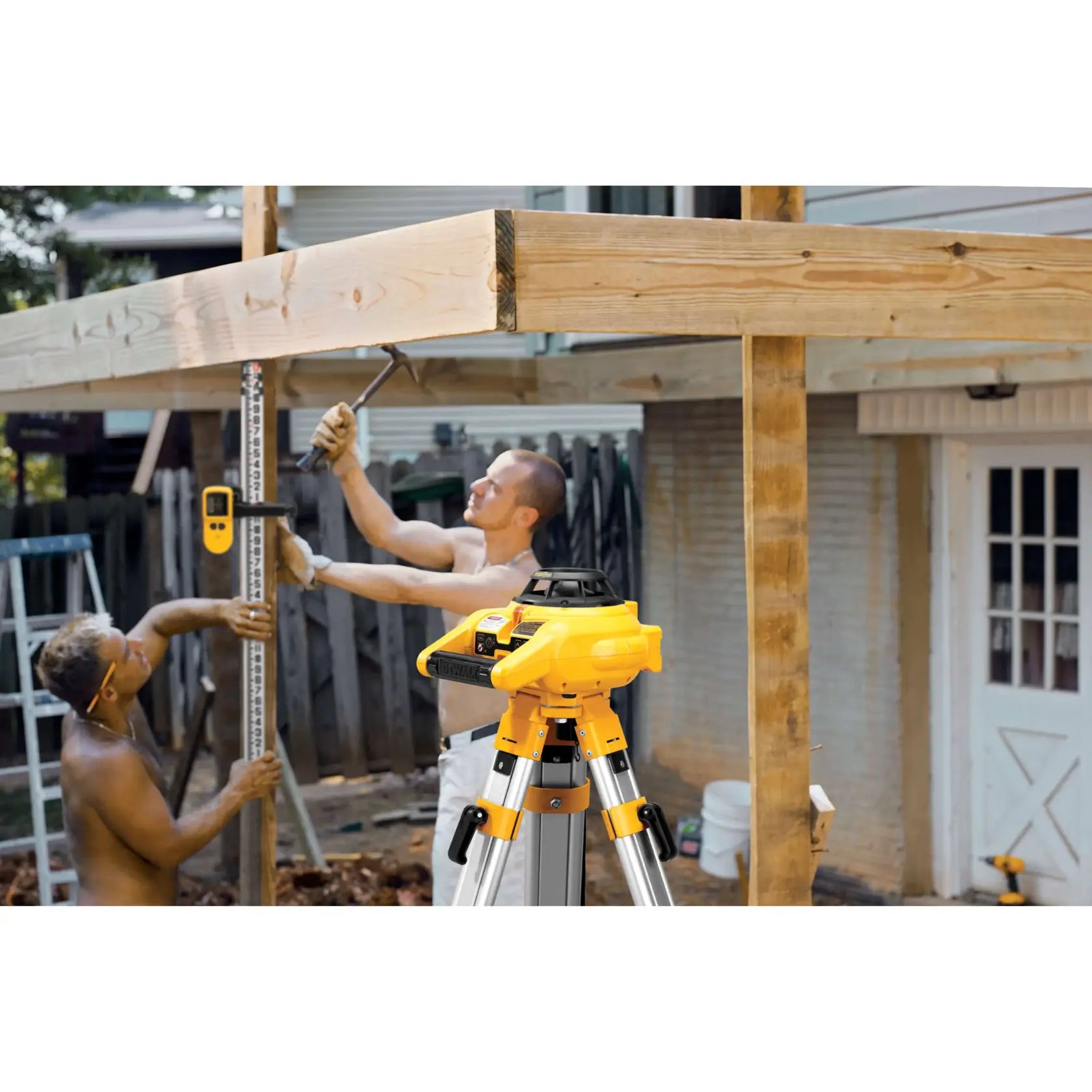 DeWalt DW074KD Interior and Exterior Rotary Laser Level Kit - image 6