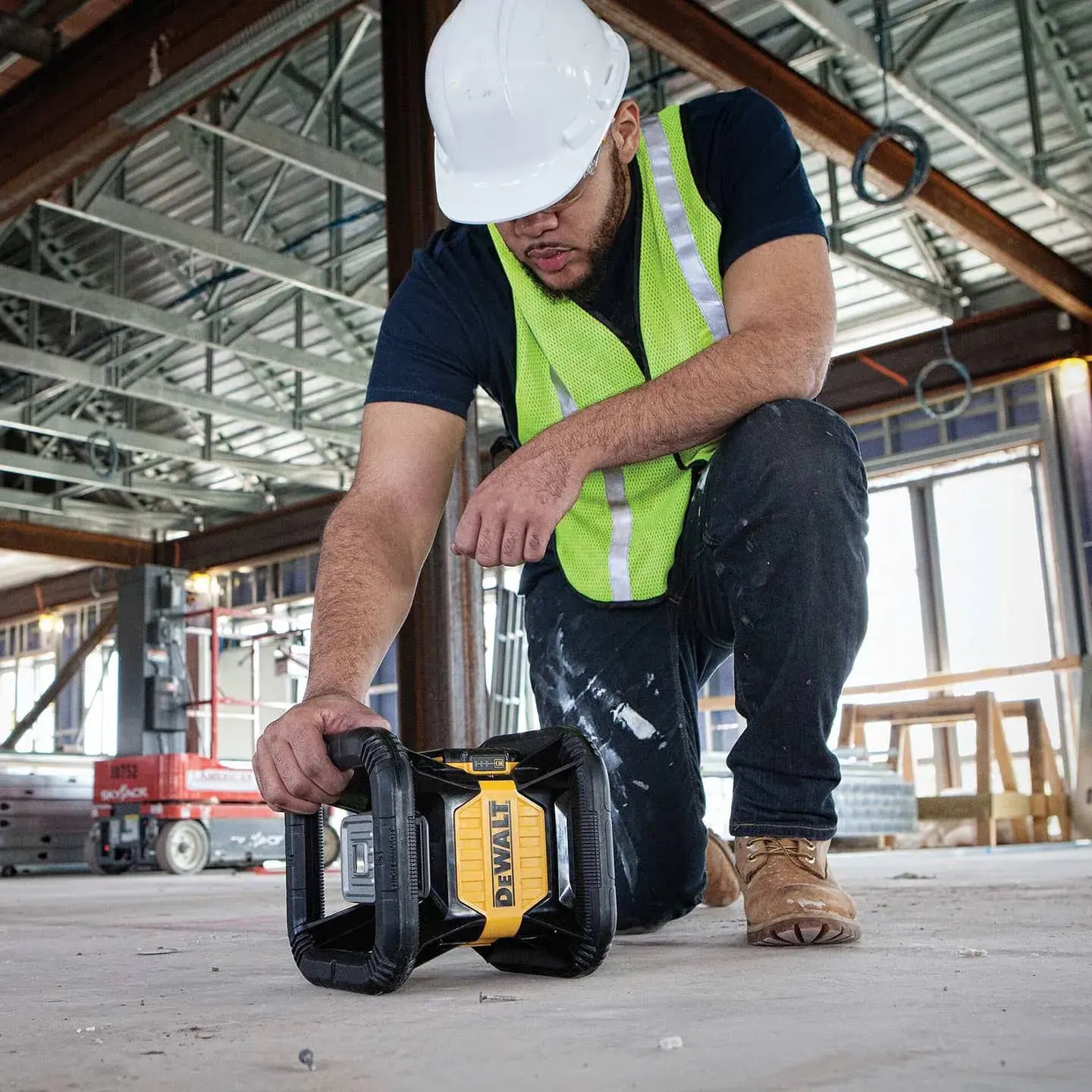 DeWalt DW079LR 20V MAX Red Rotary Tough Laser - image 7