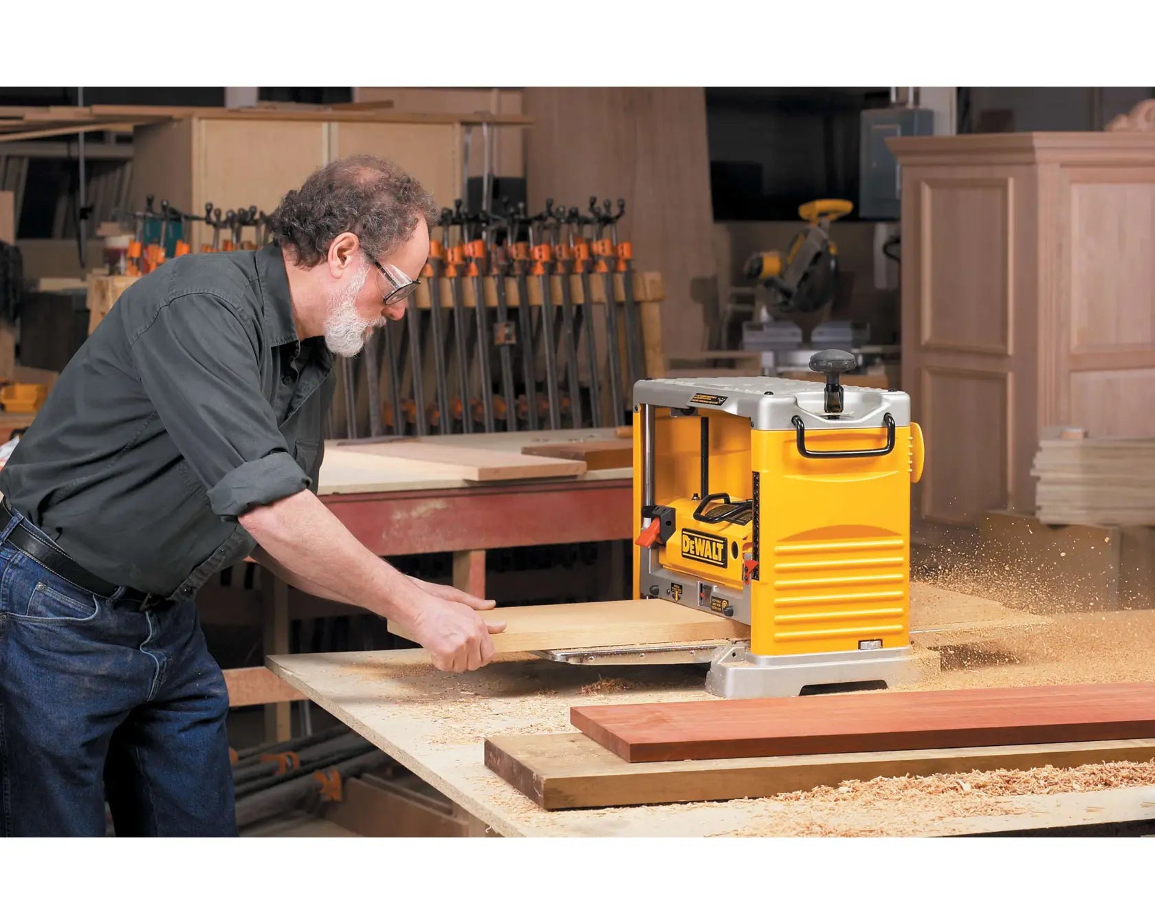 DeWalt DW734 12-1/2-in (318mm) Corded Electric Thickness Planer With Three Knife Cutter-head (15 Amp) - image 6