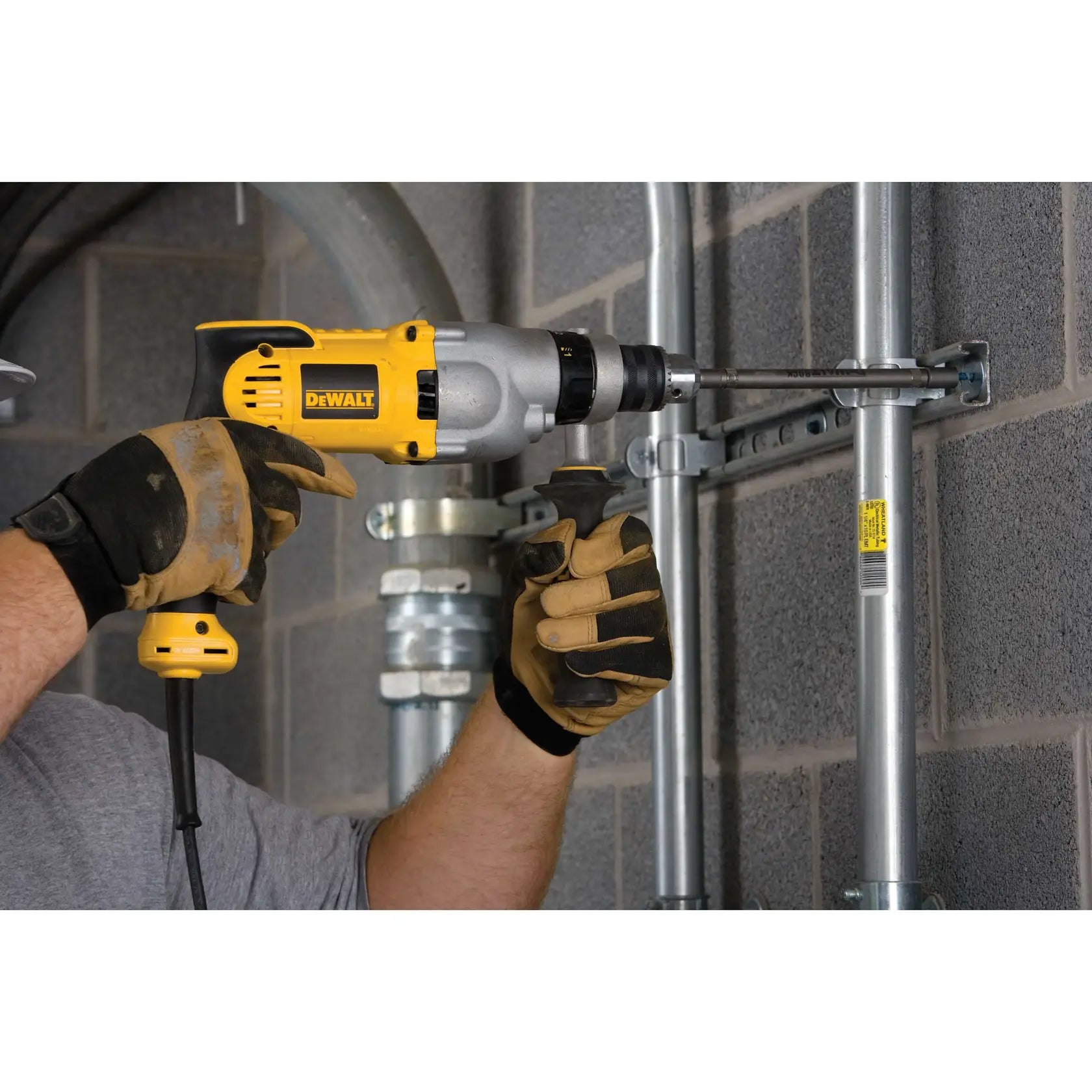 DeWalt DWD520 1/2-in VSR Pistol Grip Hammer Drill - image 6