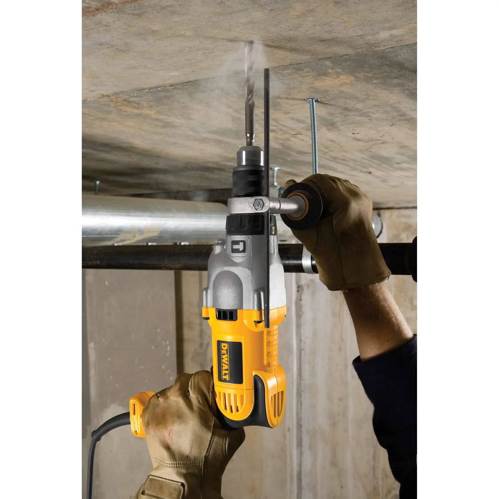 DeWalt DWD520 1/2-in VSR Pistol Grip Hammer Drill - image 7