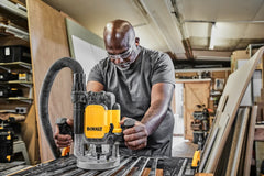 DeWalt DWE625 3 Peak HP Electronic Variable Speed Plunge Router - image 4