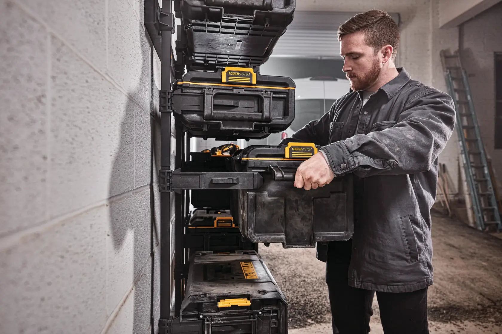 DeWalt DWST08300 TOUGHSYSTEM 2.0 Large Toolbox - image 6