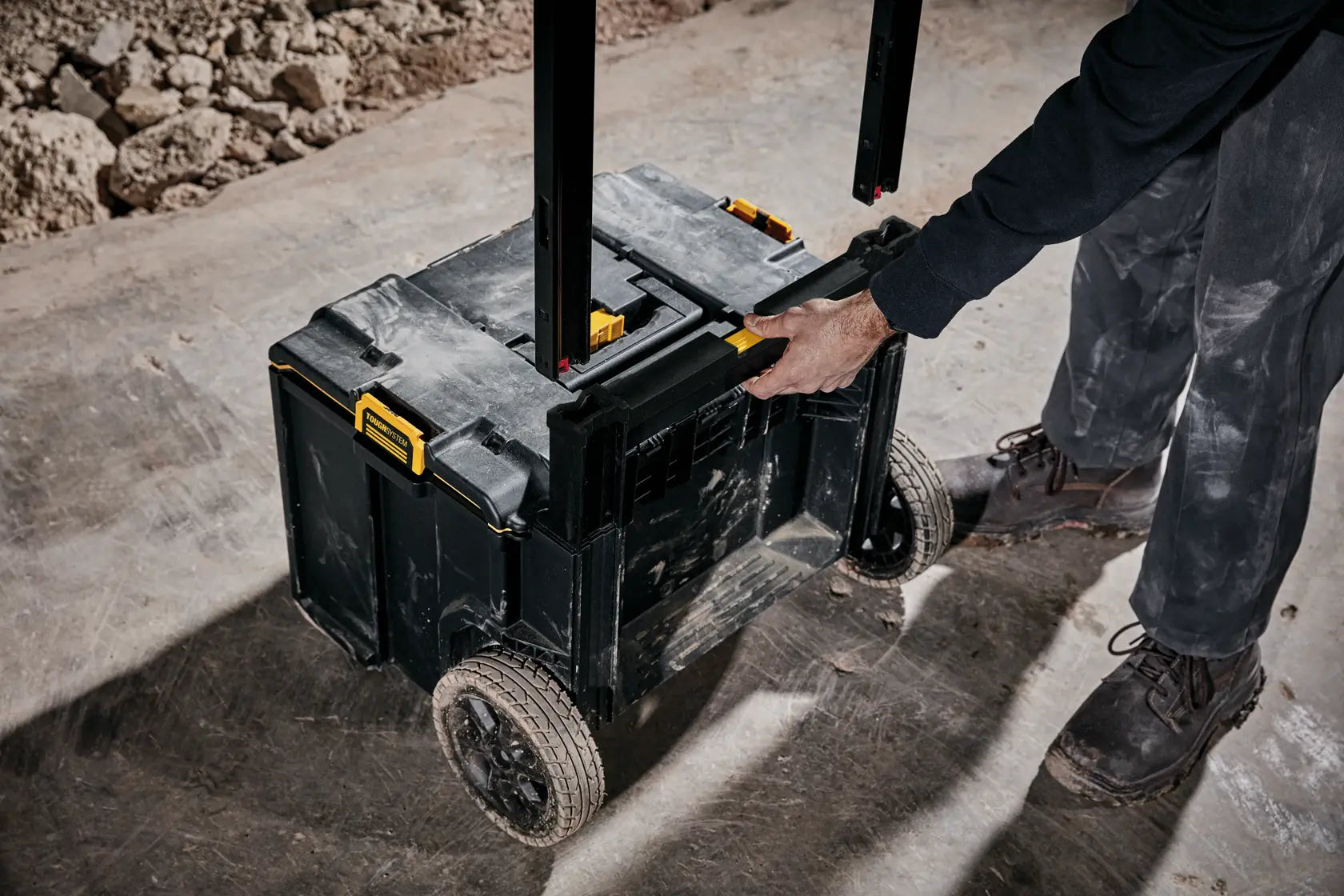 DeWalt DWST08450 TOUGHSYSTEM 2.0 Rolling Toolbox - image 7