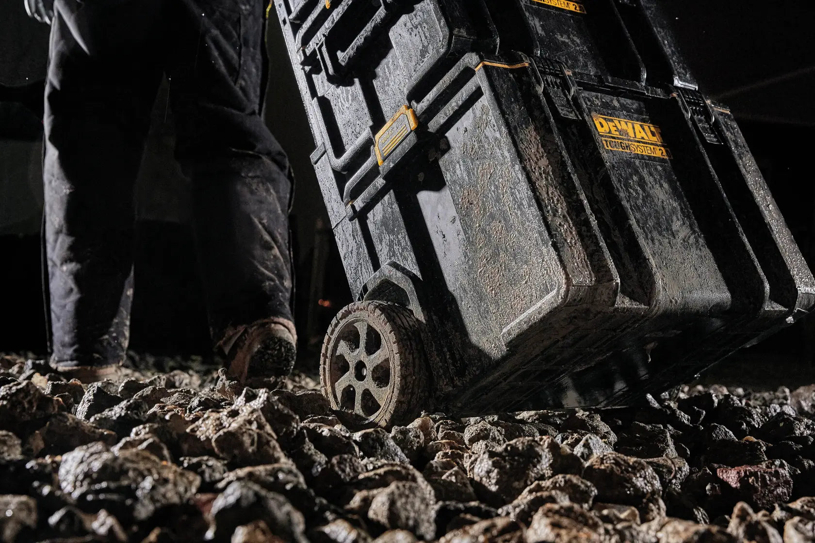 DeWalt DWST60436 TOUGHSYSTEM 2.0 Rolling Tower - image 6