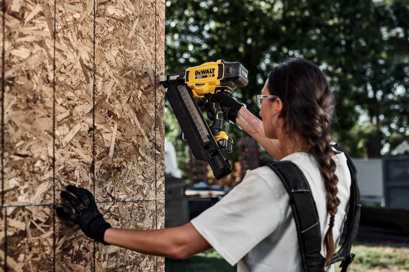DeWalt DZN930 30 Degree Cordless Framing Nailer Extended Magazine (Accessory Only) - image 5